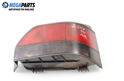 Tail light for Renault Clio I 1.2, 54 hp, 1992, position: right
