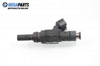 Gasoline fuel injector for Volkswagen Phaeton 3.2, 241 hp automatic, 2003