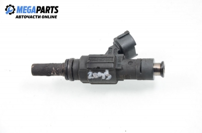 Gasoline fuel injector for Volkswagen Phaeton 3.2, 241 hp automatic, 2003