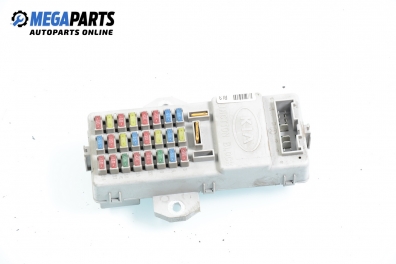 Fuse box for Kia Sorento 2.5 CRDi, 140 hp automatic, 2004