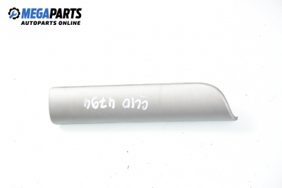 Material profilat exterior for Renault Clio II 1.2 16V, 75 hp, 2002, position: din spate