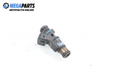 Gasoline fuel injector for Peugeot 307 1.4, 75 hp, hatchback, 2001