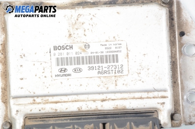 ECU cu cheie de contact pentru Kia Carens 2.0 CRDi, 113 cp, 2004 № Bosch 0 281 011 024