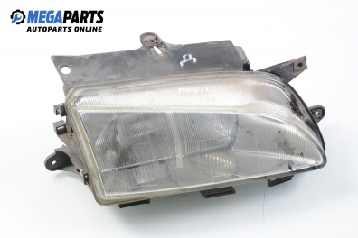 Far pentru Peugeot Partner 1.9 D, 69 cp, , 2000, poziție: dreapte