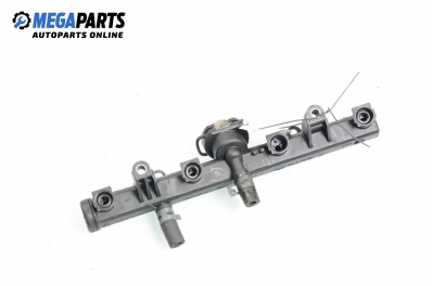 Fuel rail for Volkswagen Lupo 1.0, 50 hp, 2002
