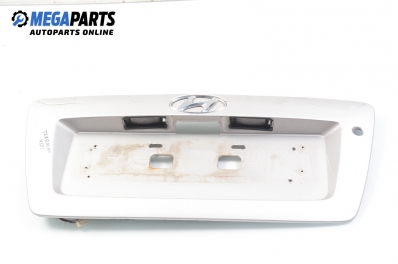 Licence plate holder for Hyundai Terracan 2.9 CRDi 4WD, 163 hp, 2004