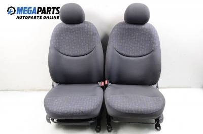 Set scaune pentru Toyota Yaris 1.3 16V, 86 cp, hatchback, 3 uși, 2002