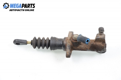 Hauptkupplungszylinder for Volkswagen Passat (B3) 1.8, 90 hp, combi, 1992
