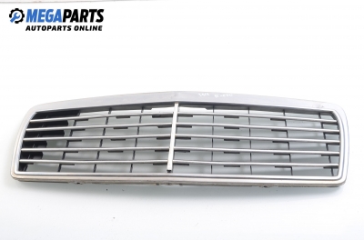 Grill for Mercedes-Benz E-Class 210 (W/S) 2.3, 150 hp, sedan automatic, 1997