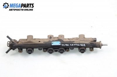 Fuel rail with injectors for Volkswagen Passat (B3) (1988-1993) 2.0, station wagon