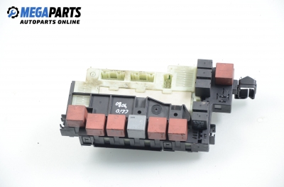 Fuse box for Renault Clio II 1.2, 58 hp, hatchback, 5 doors, 2000