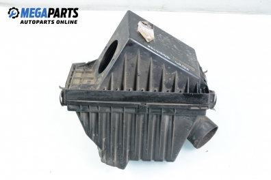 Air cleaner filter box for Nissan Primera (P11) 2.0 TD, 90 hp, sedan, 1996