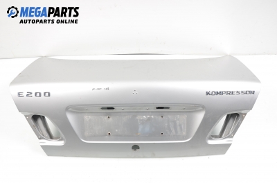 Capac spate pentru Mercedes-Benz E-Class 210 (W/S) 2.0 Kompressor, 186 cp, sedan, 1999