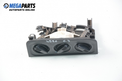 Panel heating for Volkswagen Golf III 1.8, 75 hp, 5 doors, 1992