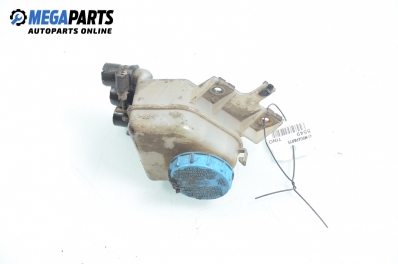 Behälter für bremsflüssigkeit for Nissan Almera Tino 2.2 Di, 115 hp, 2001