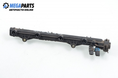 Fuel rail for Skoda Felicia 1.6, 75 hp, station wagon, 2000