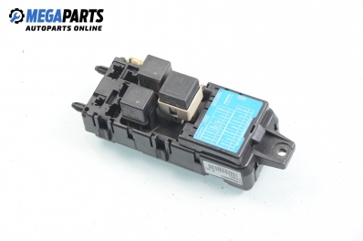 Fuse box for Volvo S40/V40 1.9 TD, 90 hp, sedan, 1997