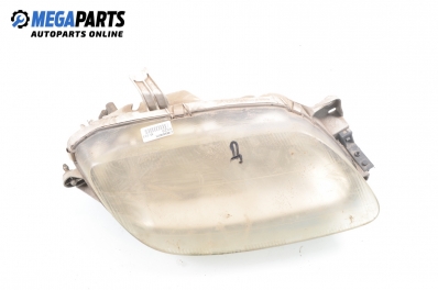 Far pentru Mazda 323 (BA) 1.3 16V, 73 cp, coupe, 1995, poziție: dreapte
