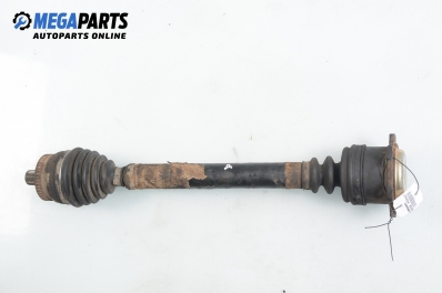 Antriebswelle für Volkswagen Passat (B5; B5.5) 1.8, 125 hp, combi automatik, 1997, position: rechts