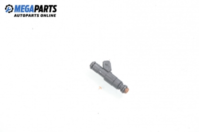 Gasoline fuel injector for Ford Mondeo Mk II 1.8, 115 hp, sedan, 2000