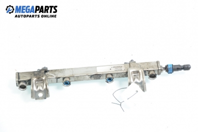 Fuel rail for Mazda 3 2.0, 150 hp, hatchback, 2004 № LF60 13 150