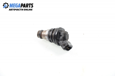 Gasoline fuel injector for Citroen Xantia 1.6, 88 hp, hatchback, 1995