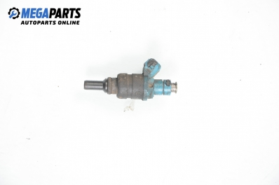 Duza benzină pentru Volkswagen Passat (B5; B5.5) 1.8, 125 cp, combi automat, 1997 № 058133551