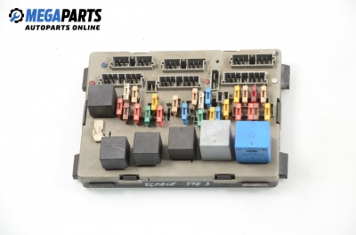 Fuse box for Renault Espace II 2.8, 150 hp automatic, 1994