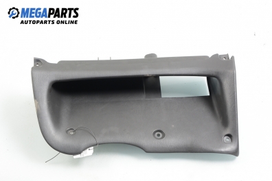 Plastic interior pentru Ford Focus I 1.4 16V, 75 cp, hatchback, 5 uși, 2003