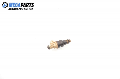 Gasoline fuel injector for Volkswagen Golf III 1.6, 101 hp, 1995