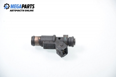 Gasoline fuel injector for Citroen Berlingo 1.4, 75 hp, 1999