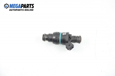 Gasoline fuel injector for BMW 3 (E36) 1.8, 113 hp, sedan, 1992