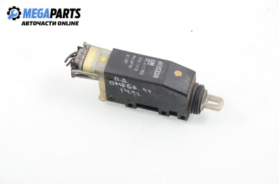 Actuator încuietoare ușă for Opel Omega B 2.5 TD, 130 hp, sedan, 1999, position: dreaptă - fața