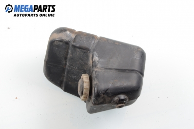 Vakuumbehälter für Volkswagen Golf III 1.6, 101 hp, combi, 1995 № 1H0 820 601