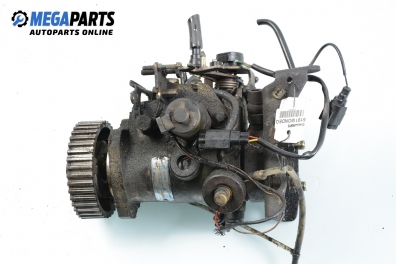 Pompă de injecție motorină for Ford Mondeo Mk I 1.8 TD, 88 hp, sedan, 1994 № Lucas 8443B996E