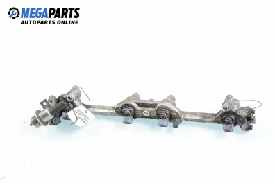 Fuel rail with injectors for Ford Galaxy 2.0, 116 hp, 1996