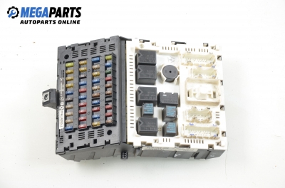 Fuse box for Renault Megane 1.6, 90 hp, cabrio, 1998 № 7703297784J