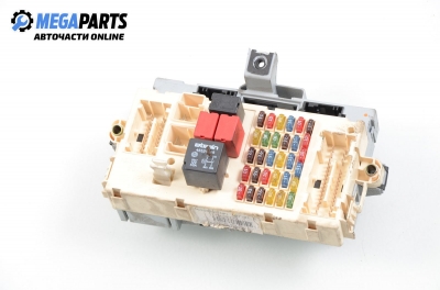 Fuse box for Alfa Romeo 147 2.0 16V T.Spark, 150 hp, 3 doors, 2003