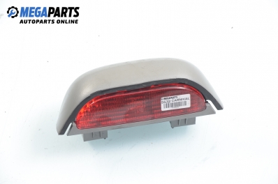 Central tail light for Kia Carnival 2.9 CRDi, 144 hp automatic, 2006