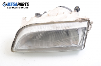 Far pentru Volvo S40/V40 1.9 TD, 90 cp, combi, 1998, poziție: stânga