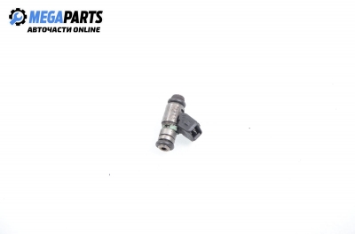 Gasoline fuel injector for Fiat Punto (1999-2003) 1.2, hatchback