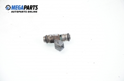 Gasoline fuel injector for Renault Espace III 2.0 16V, 140 hp, 1999