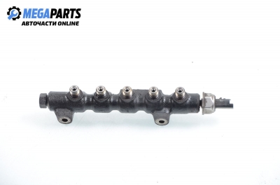 Fuel rail for Citroen C2 1.4 HDI, 68 hp, 2005