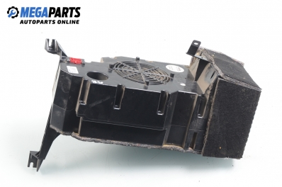 Subwoofer pentru Audi A6 (C5), combi, 1999 № 4B9 035 382