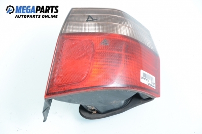 Bremsleuchte for Mitsubishi Galant VIII 2.5 24V, 163 hp, combi automatic, 1997, position: rechts