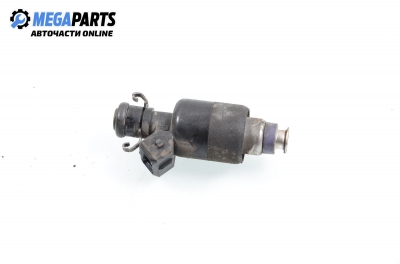 Gasoline fuel injector for Daewoo Nubira 1.6 16V, 106 hp, sedan, 1998