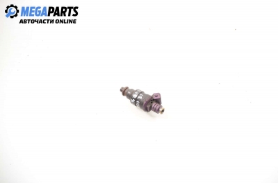 Gasoline fuel injector for Volvo S40/V40 1.8, 115 hp, station wagon, 1996