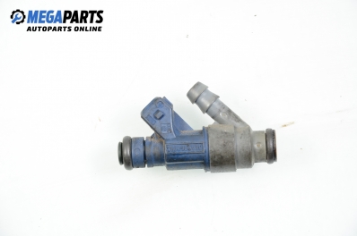 Duza benzină pentru Volkswagen Bora 2.0, 115 cp, sedan, 1999 № 06A906031C