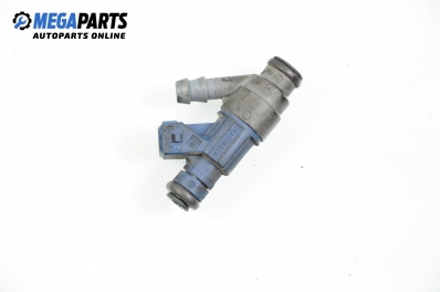 Duza benzină pentru Volkswagen Bora 2.0, 115 cp, sedan, 1999 № 06A906031C