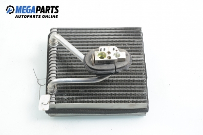 Radiator interior aer condiționat pentru Volkswagen Touran 1.9 TDI, 100 cp, 2003